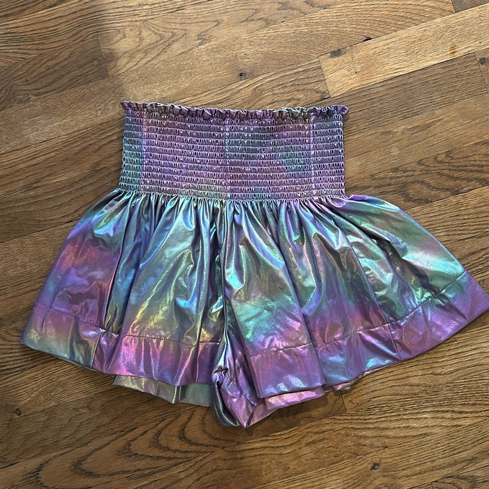 Queen of Sparkles iridescent smocked waist shorts Sz small